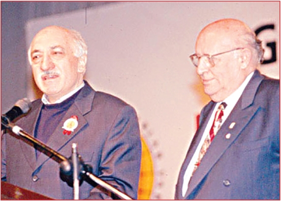 Tarikatlar nasıl para topladı, halkı kandırdı! Fetö'nün büyümesine sebep