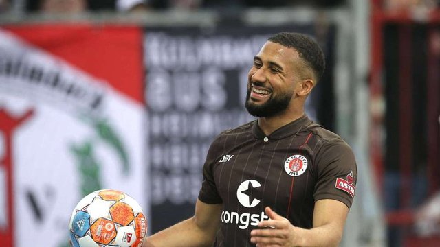 Beşiktaş, Daniel-Kofi Kyereh'i İstanbul'a getirdi, Transfer her an açıklanabilir